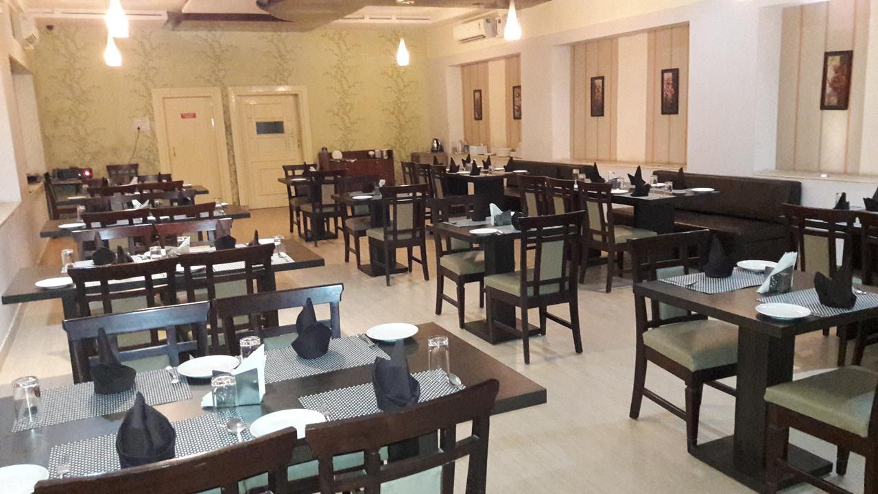 Aroma Residency Tinsukia Exterior foto